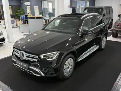 Gebraucht Mercedes GLC300 211 PS (155 kW) 2021 Schwarz SUV