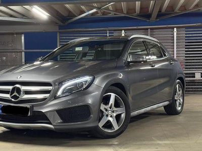 Mercedes GLA180