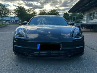 Gebraucht Porsche Panamera 4 Sport Turismo 330 PS (242 kW) 2018 Schwarz Kombi