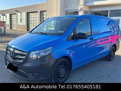 Gebraucht Mercedes Vito 163 PS (119 kW) 2015 Blau Van