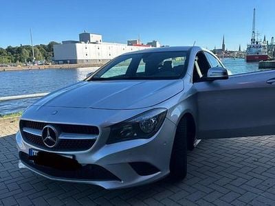 Mercedes CLA200