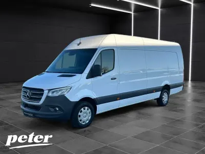Gebraucht Mercedes Sprinter 190 PS (139 kW) 2024 Weiss Van