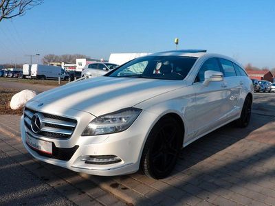 Weiß Gebraucht 2013 Mercedes CLS350 Shooting Brake Kombi | 20.990 € (Etwas zu teuer)