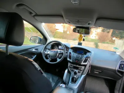Gebraucht Ford Focus 163 PS (119 kW) 2011 Blau Limousine