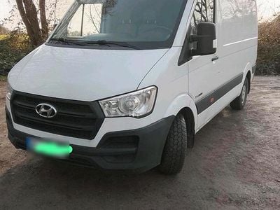 Gebraucht Hyundai H 350 150 PS (110 kW) 2016 Weiß Van