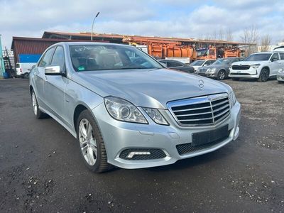 Mercedes E200
