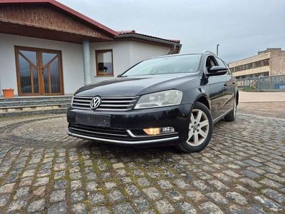 Gebraucht VW Passat Highline 140 PS (102 kW) 2011 Schwarz Kombi
