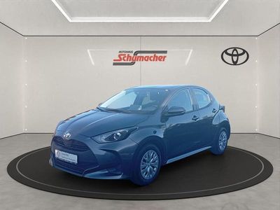 Gebraucht Toyota Yaris Comfort 72 PS (52 kW) 2022 Grau Kleinwagen