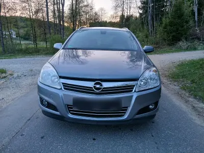 Brugt Opel Astra 116 HK (85 kW) 2008 Grå Stationcar