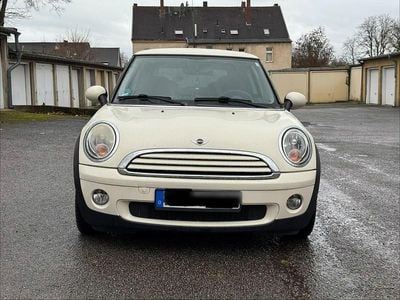 Gebraucht Mini ONE 75 PS (55 kW) 2010 Weiß Kleinwagen