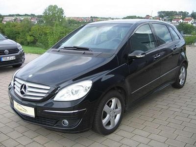 Mercedes B200