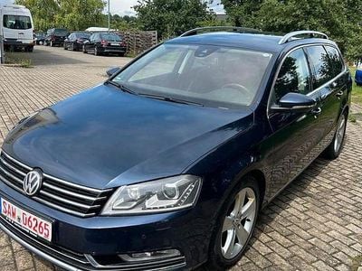 Gebraucht VW Passat Highline 299 PS (219 kW) 2012 Blau Kombi