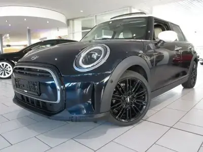 Occasion Mini Cooper Classic 136 PK (100 kW) 2021 Zwart Hatchback