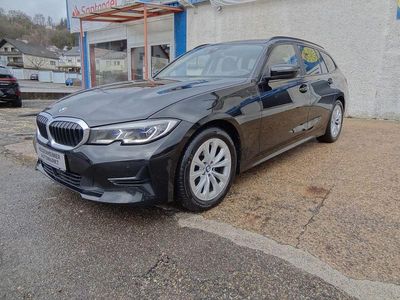 Gebraucht BMW 320 Sport Line 190 PS (139 kW) 2020 Schwarz Limousine