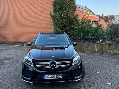 Schwarz Gebraucht 2016 Mercedes GLE350 AMG SUV | 28.500 € (Fairer Preis)
