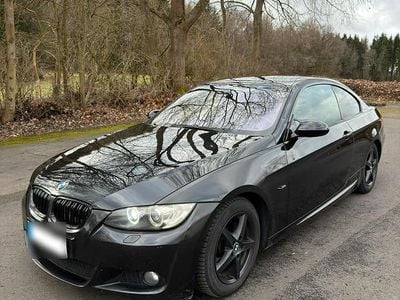 Gebraucht BMW 320 M Sport 177 PS (130 kW) 2009 Schwarz Coupé