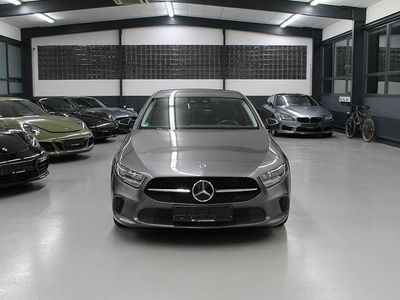 Grau Gebraucht 2022 Mercedes A180 Progressive Limousine | 22.850 € (Fairer Preis)