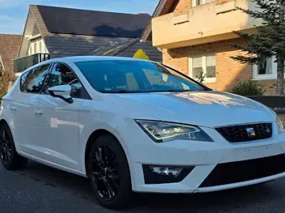 Gebraucht Seat Leon FR 125 PS (91 kW) 2016 Weiß Limousine