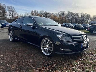 Obsidianschwarz metalliclack Gebraucht 2012 Mercedes C250 Coupé | 11.490 € (Fairer Preis)