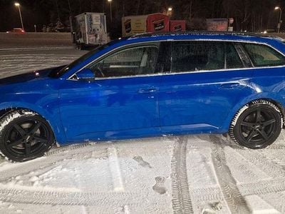 Blau Gebraucht 2019 Skoda Superb Ambition Kombi | 14.700 € (Fairer Preis)