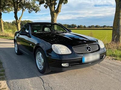 Schwarz Gebraucht 1998 Mercedes SLK200 Cabrio | 6.130 € (Etwas zu teuer)