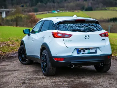 Usata Mazda CX-3 Exclusive-Line 120 CV (88 kW) 2016 Bianco SUV