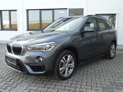 Gebraucht BMW X1 Sport Line 140 PS (102 kW) 2019 Grau SUV