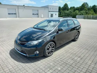 Gebraucht Toyota Auris Touring Sports 132 PS (97 kW) 2014 Schwarz Kombi