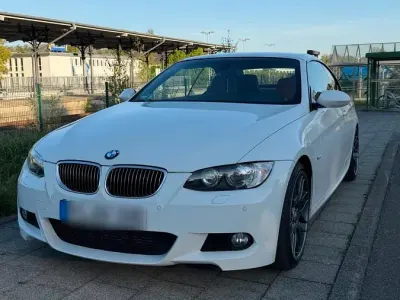 Gebraucht BMW 335 Cabriolet M Performance 306 PS (225 kW) 2009 Weiß Cabrio