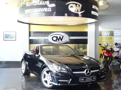 Gebraucht Mercedes SLK200 AMG line 184 PS (135 kW) 2011 Obsidianschwarz metallic Cabrio