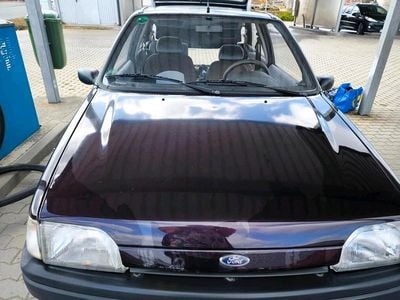 Gebraucht Ford Fiesta 50 PS (36 kW) 1995 Violet Kleinwagen
