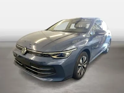 Käytetty VW Golf VIII Goal 150 HP (110 kW) 2025 Sininen Sedan