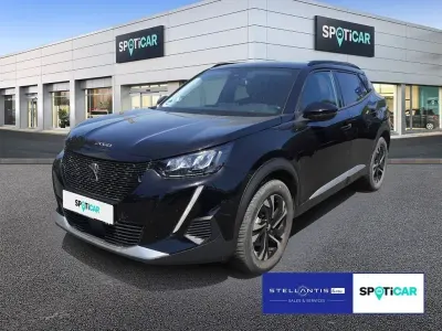 Gebraucht Peugeot e-2008 Allure 100 kW (136 PS) 2022 Schwarz SUV