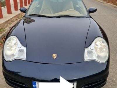 Porsche 911 Carrera 4 Cabriolet
