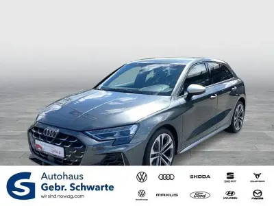 Gebraucht Audi S3 Sport 333 PS (244 kW) 2024 Grau Limousine