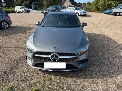 Grau Gebraucht 2020 Mercedes A200 AMG Limousine | 24.990 € (Fairer Preis)