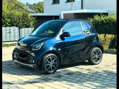 Gebraucht Smart ForTwo Electric Drive 60 kW (82 PS) 2023 Blau Cabrio