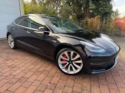 Schwarz Gebraucht 2019 Tesla Model 3 Performance Limousine | 20.999 € (Fairer Preis)