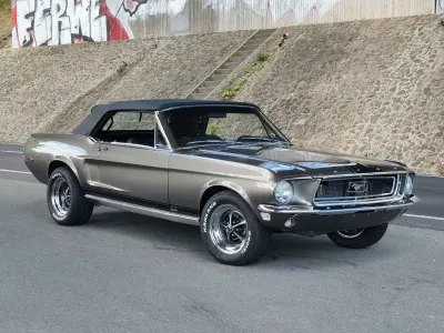 Gebraucht Ford V8 220 PS (161 kW) 1968 Grau Cabrio