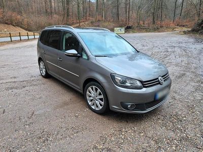 Gebraucht VW Touran Highline 170 PS (125 kW) 2010 Braun Van / Kleinbus
