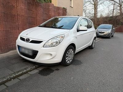 Schwarz Gebraucht 2011 Hyundai i20 Kombi | 1.700 €