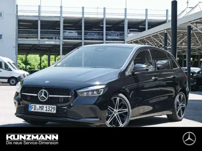 Gebraucht Mercedes B180 Progressive 136 PS (100 kW) 2026 Nachtschwarz Kleinwagen