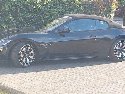 Schwarz Gebraucht 2012 Maserati GranCabrio Cabrio | 60.000 €