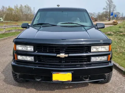 Używany Chevrolet Silverado 200 KM (147 kW) 1996 Czarny SUV