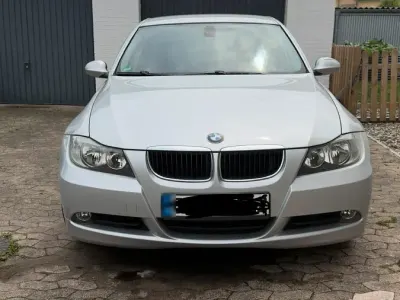 Gebraucht BMW 320 150 PS (110 kW) 2007 Silber Limousine