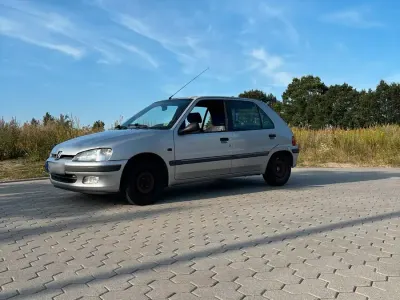 Gebraucht Peugeot 106 60 PS (44 kW) 1998 Silber Kleinwagen