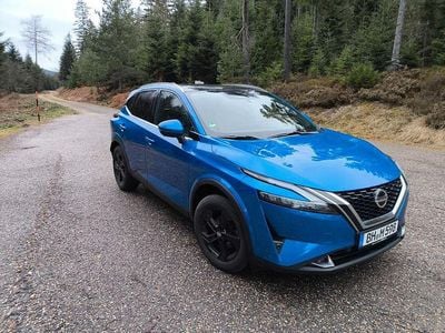 Blau Gebraucht 2022 Nissan Qashqai Tekna SUV | 22.499 € (Guter Preis)