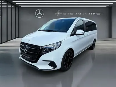 Gebraucht Mercedes V250 Style 190 PS (139 kW) 2025 Arktikweiß Van / Kleinbus