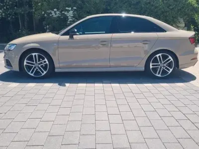 Usado Audi A3 S-Line 150 HP (110 kW) 2019 Bege Sedan