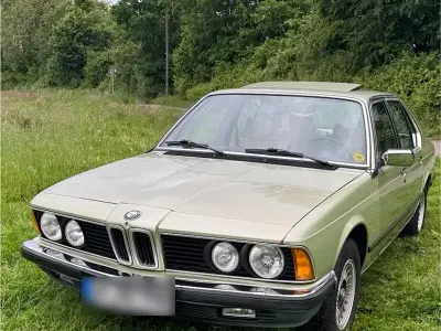 Używany BMW 732 188 KM (138 kW) 1979 Zielony Sedan/Limuzyna